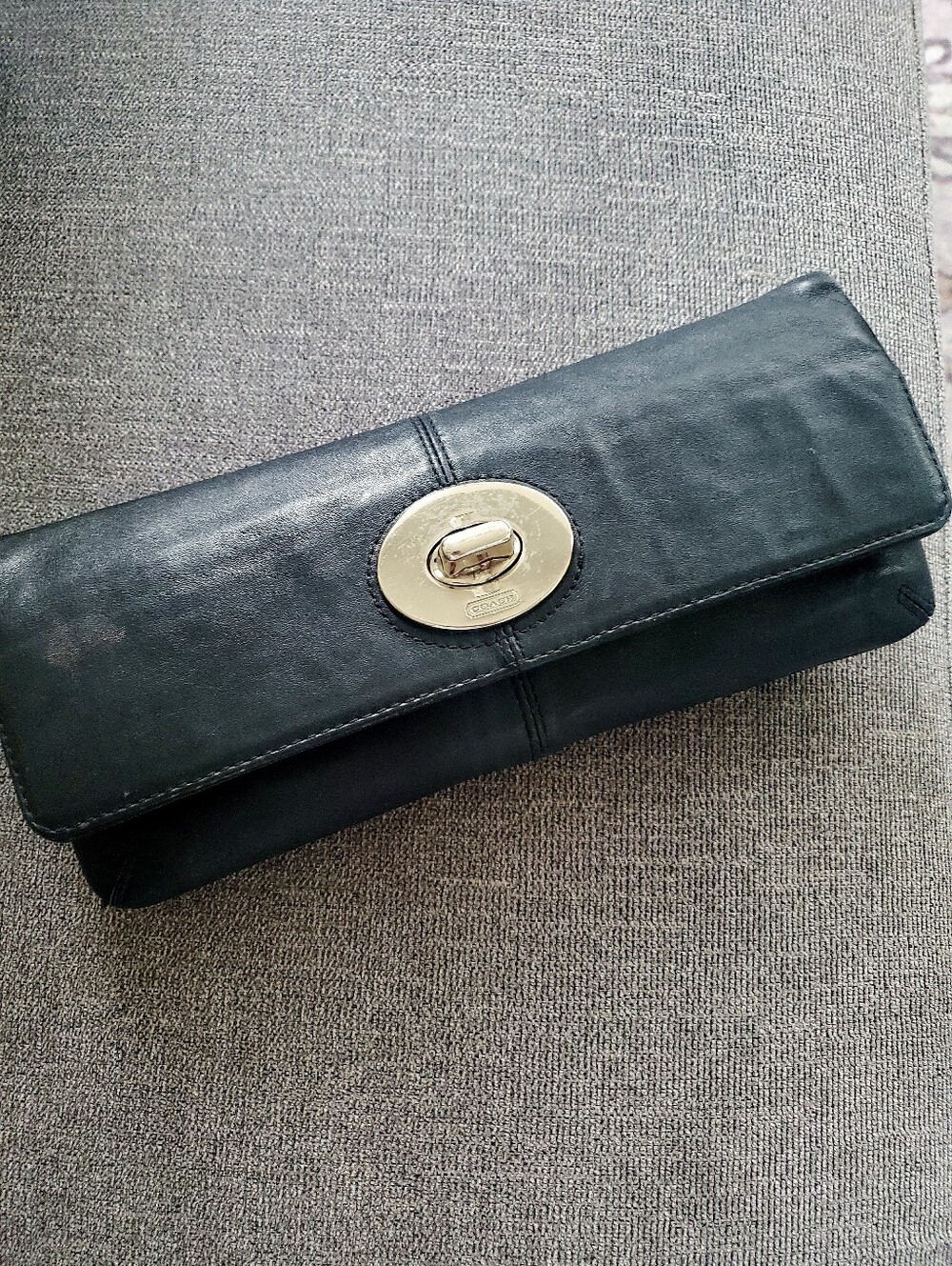 Coach | Vintage Madison black leather foldover clutch
